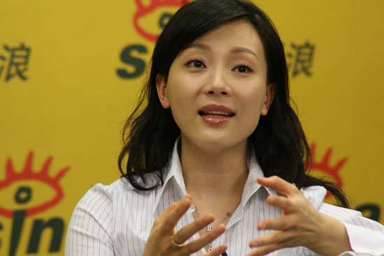 图文：陈数官网落成做客聊天--认真解释