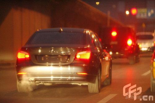 羽泉不受经济危机影响 豪气换宝马新座驾【图】