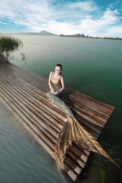 组图:主持人徐俪嘉美人鱼大片曝光|美人鱼|徐俪