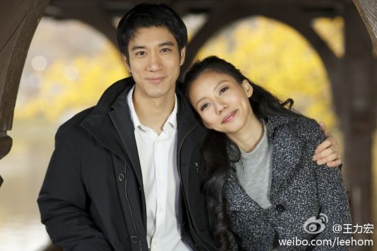 李云迪晒绯闻女友秒删 前任祝福王力宏