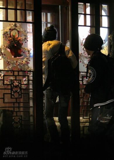 袁泉感情复合笑到最后 再度“入主”夏宅【图】