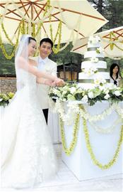 梁朝伟刘嘉玲大婚“梁”辰迎娶“嘉”人(3)