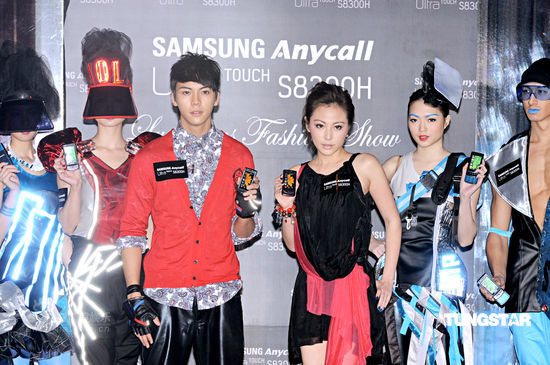 陈伟霆与刘心悠携手代言 自曝经常丢手机【图】