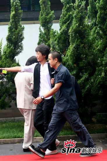 图文:刘烨婚礼现场直击-工作人员在现场指挥