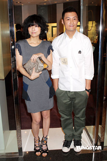 图文:徐濠萦余文乐走秀-徐濠萦余文乐不知出事故