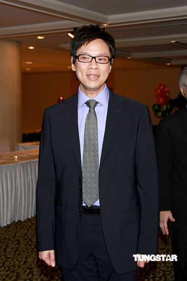 阿娇一身成熟女人味 坦言想出书记录人生【图】