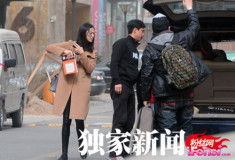 姚晨不理质疑寄情工作凌潇肃孤独离京(组图)