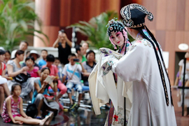 ���Ժ�ִ������Ϸ̨ ����������