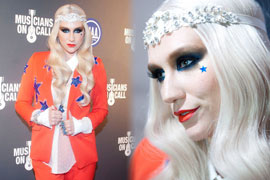 Ke$ha����װ���� ����ɫ��װ˧��