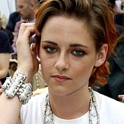 ĺ��Ů¶����