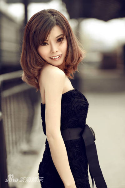 资料图片:安徽卫视春晚嘉宾-慕容晓晓