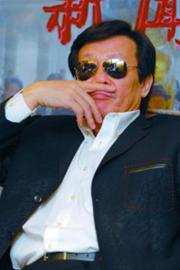 《天涯赤子心》剧组赞寇世勋：演戏敬业又低调