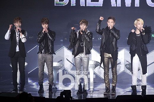 05.14】【明星】韩团shinee曝理想型:喜欢裸妆