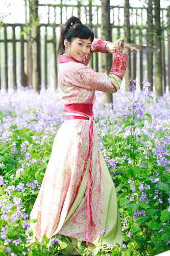 ��佻��������¡��ܳ����������˫����ս(ͼ)