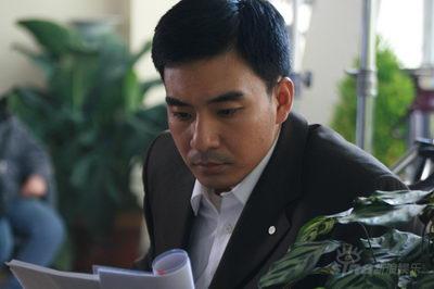 《小鼓大戏》热播 孙岩成现代企业家(图)