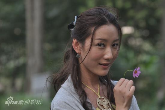 刘小峰导《愤怒的面具》严从华跻身自制剧大战