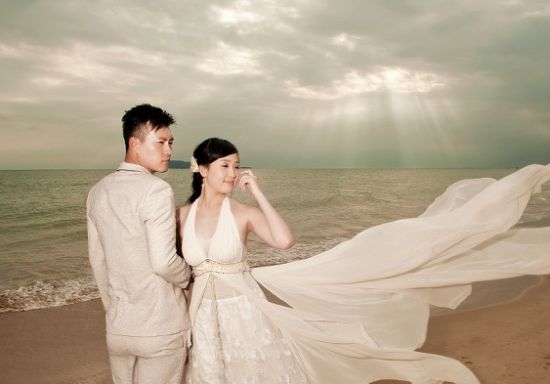 王骏毅婚纱大片