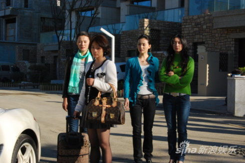 《漂亮主妇》四个女人一台戏