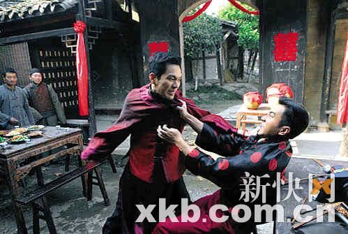 钟汉良为情苦斗刘恺威  