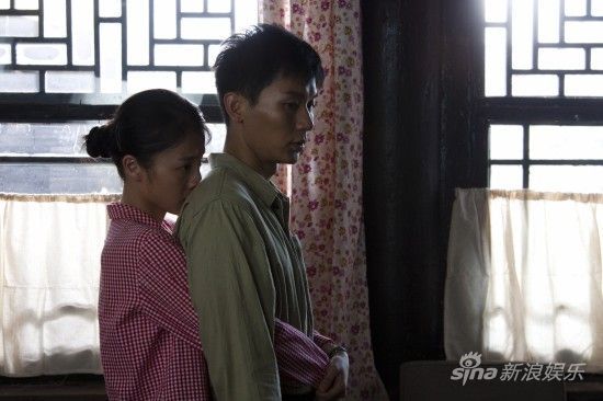 章龄之环抱李晨
