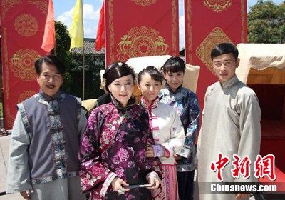金马影后恬妞变大当家《阿诚》谱茶商奋斗故事