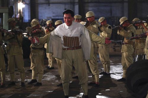 刘小峰签约国龙联盟出演《尖刀队》获好评