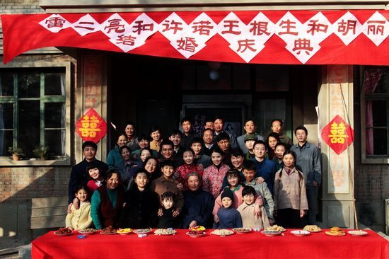 刘威葳加盟《老爸的筒子楼》上海开播(组图)