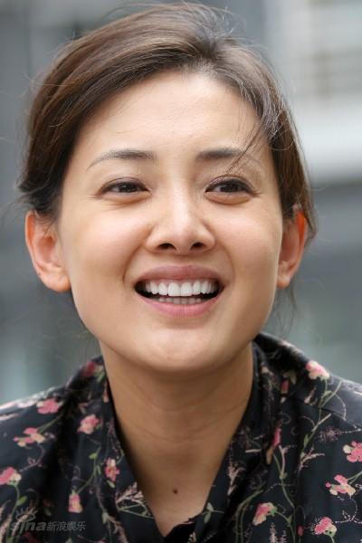 图文：《祸福相依》探班--牛莉豪放大笑