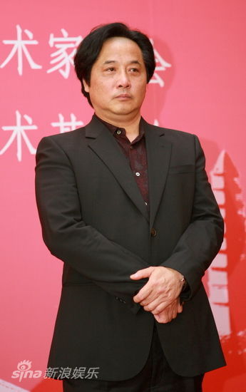 王霙饰演毛泽东