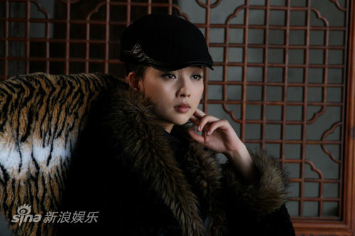 殷桃饰演吴秀波妹妹