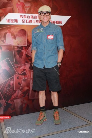 �ƺ�Ȼ˧������