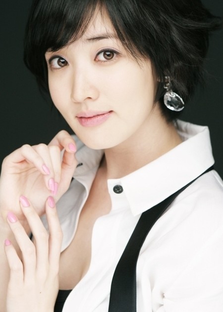 韩国演员崔贞媛正式变更所属经纪公司与STAR