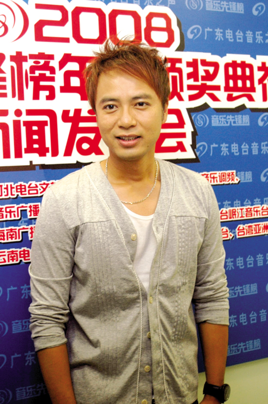 “顾家”李克勤有了平常心(图)