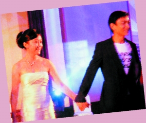 传刘德华要娶朱丽倩赴马来西亚“拜岳父”(图)