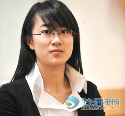 美女记者七堇年携《澜本嫁衣》来昆_影音娱乐_新浪网