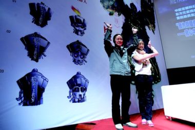 《机器侠》惊现僵尸造型_竞网