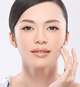  姚晨代言 护肤品揭秘水嫩净透护肤秘诀_影音娱