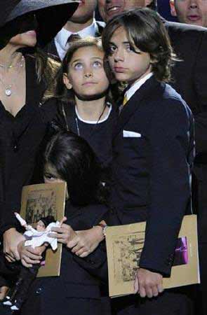 �ܿ�ѷȥ������Ůʹ��Ŀǰ���ڽ�������