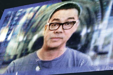 周慧敏开唱倪震到场力撑李克勤赞容颜不老(图)