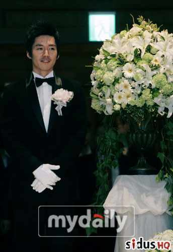 图文：韩星张赫婚礼现场曝光--张赫满面笑容