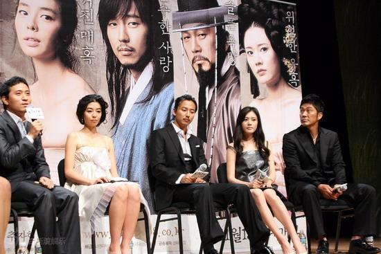 韩国电影《美人图》在首尔梨花附属女高