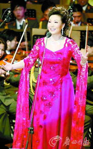 黄华丽:我们演唱从来不用麦(图)