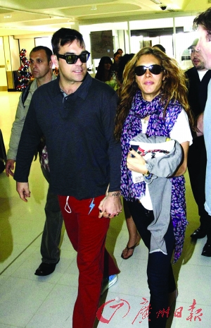 �������ӡ��ޱ�ͻȻ�ɻ鹷�ж���ֱ���ɻ�ֱ��