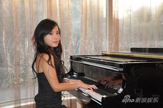 杨珊珊“如此珊琴”演奏会王宏伟力挺爱妻(图)