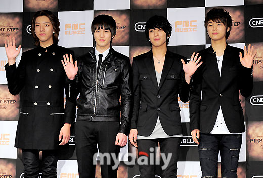 CNBLUE