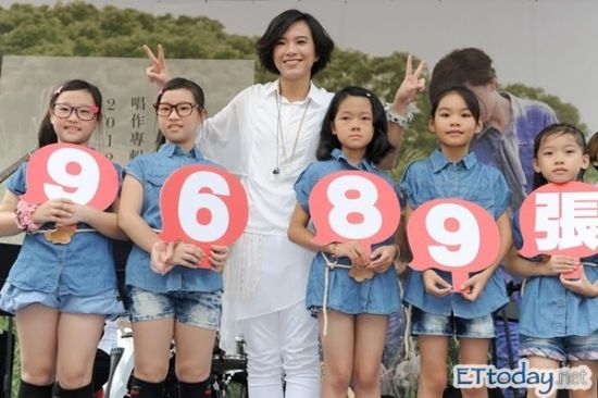 ��ܿ����С�����Ǻ�Ӱ