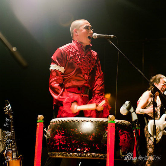 二手玫瑰北京个唱倒计时 花落何处引猜想