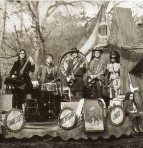 Raconteurs--ConsolersOfTheLonely