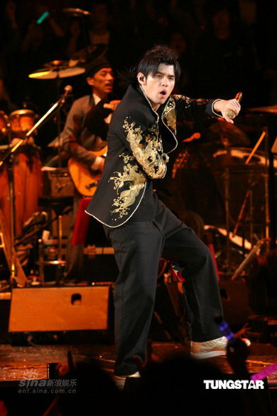 周杰伦最后一场演唱会 与舞王重现经典【图】