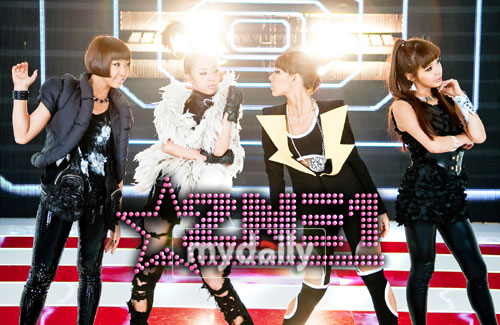 ŮϾ2NE1T-arapk(ͼ)